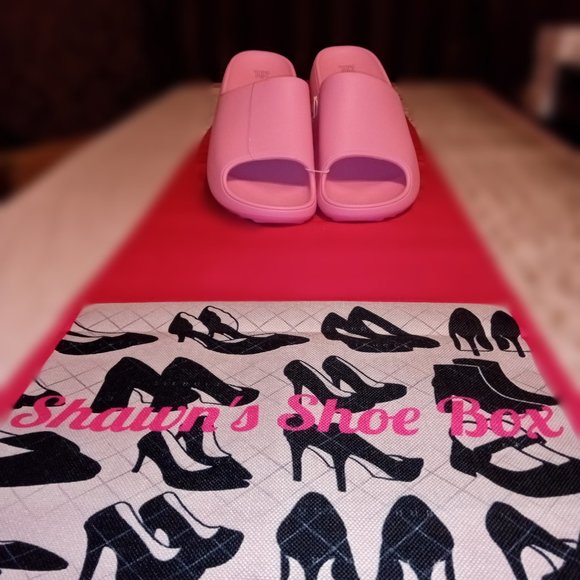 Wild Fable Slides - Picture 7 of 8